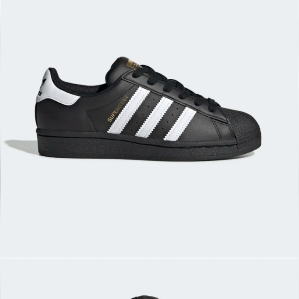 Adidas Superstar Sneakers